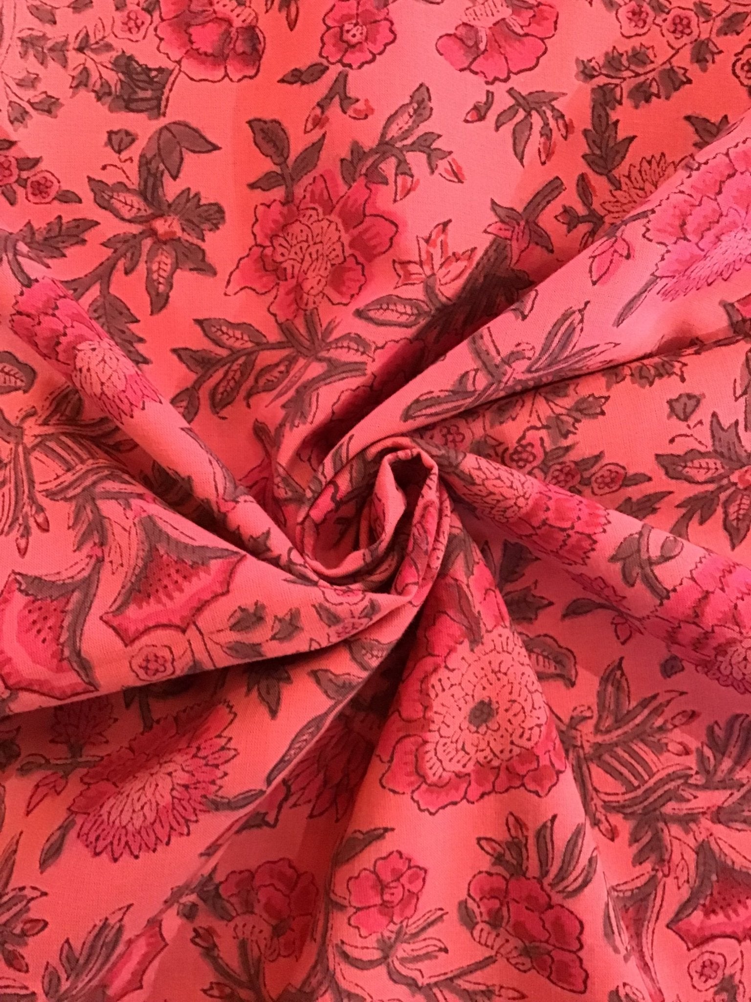 Pink and grey flowers Screen Printed Fabric 100% Cotton - Violet Elizabeth - Haberdashery