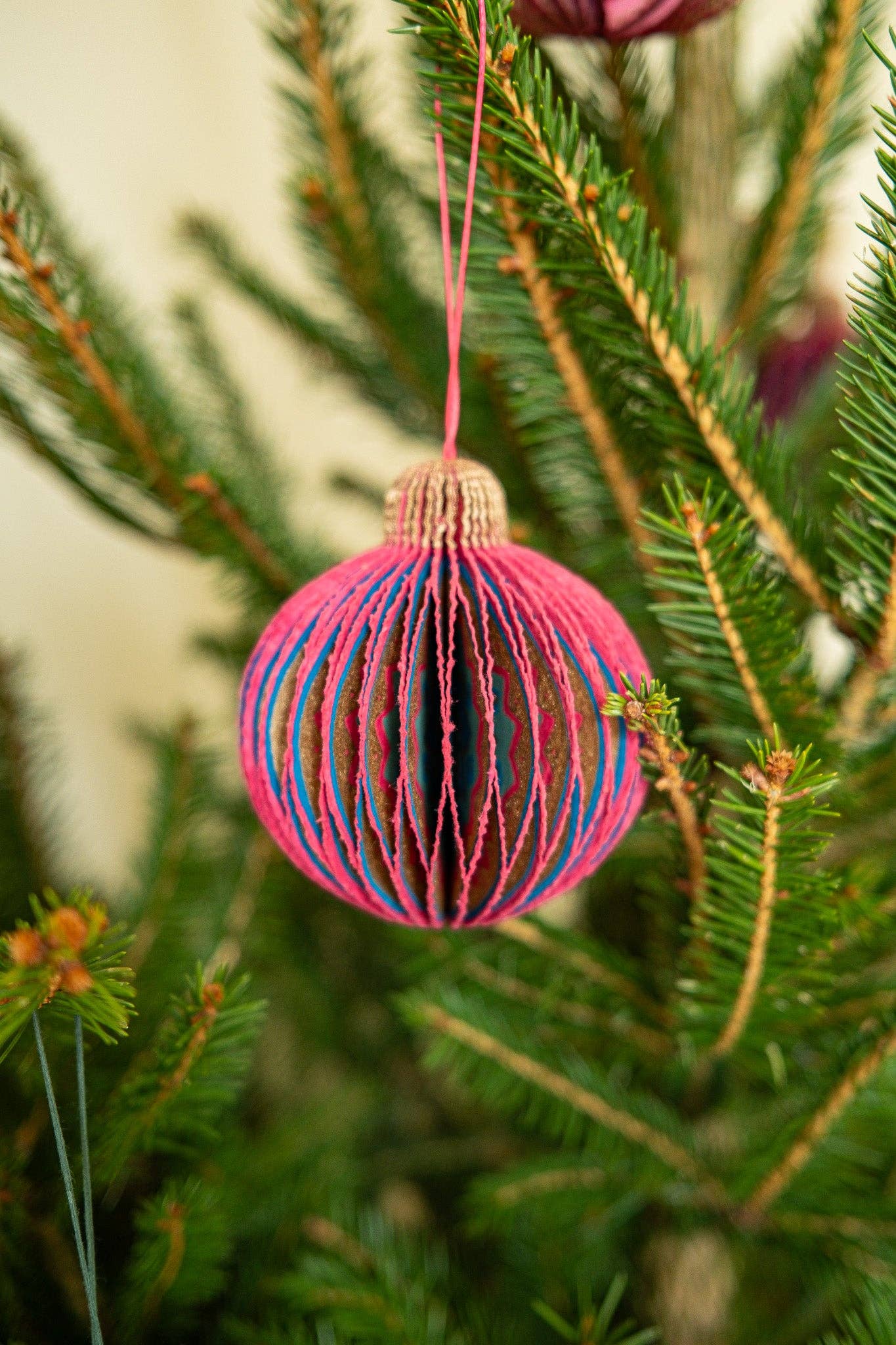Pink Bauble Honeycomb - Violet Elizabeth - 