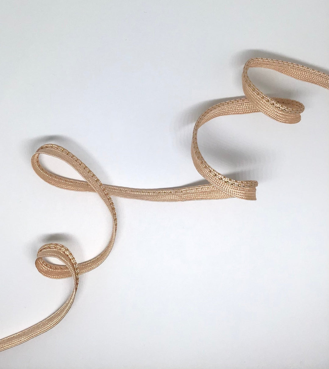 Piping Cream & Gold 10Mm - Violet Elizabeth - Haberdashery