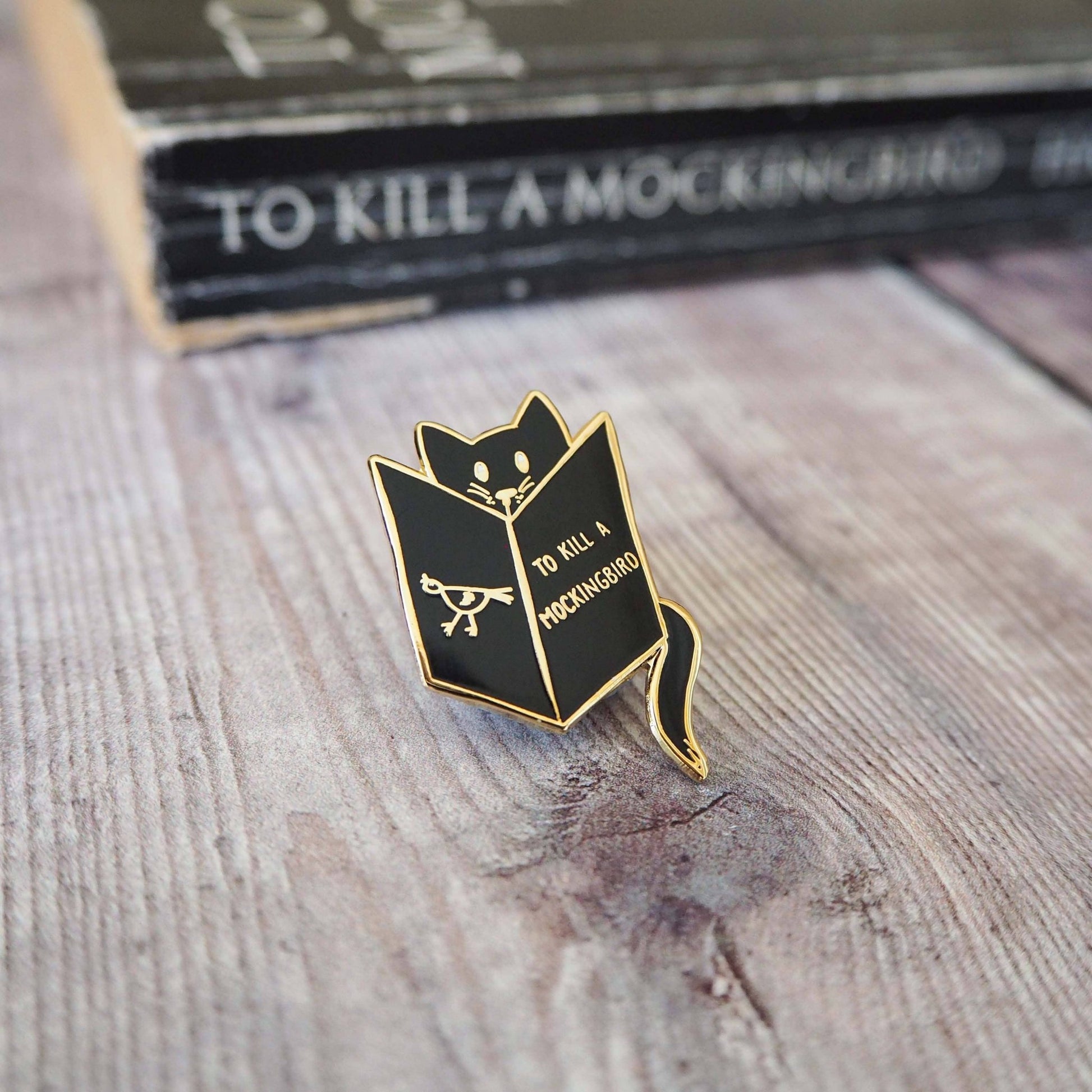 Reading Cat Mockingbird Book Lover Enamel Pin Badge - Black - Violet Elizabeth - 