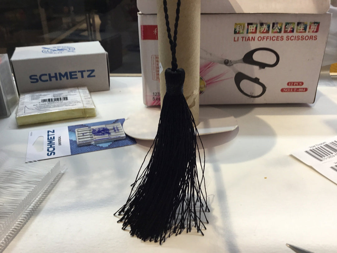 Tassels with shimmer - Violet Elizabeth - Haberdashery