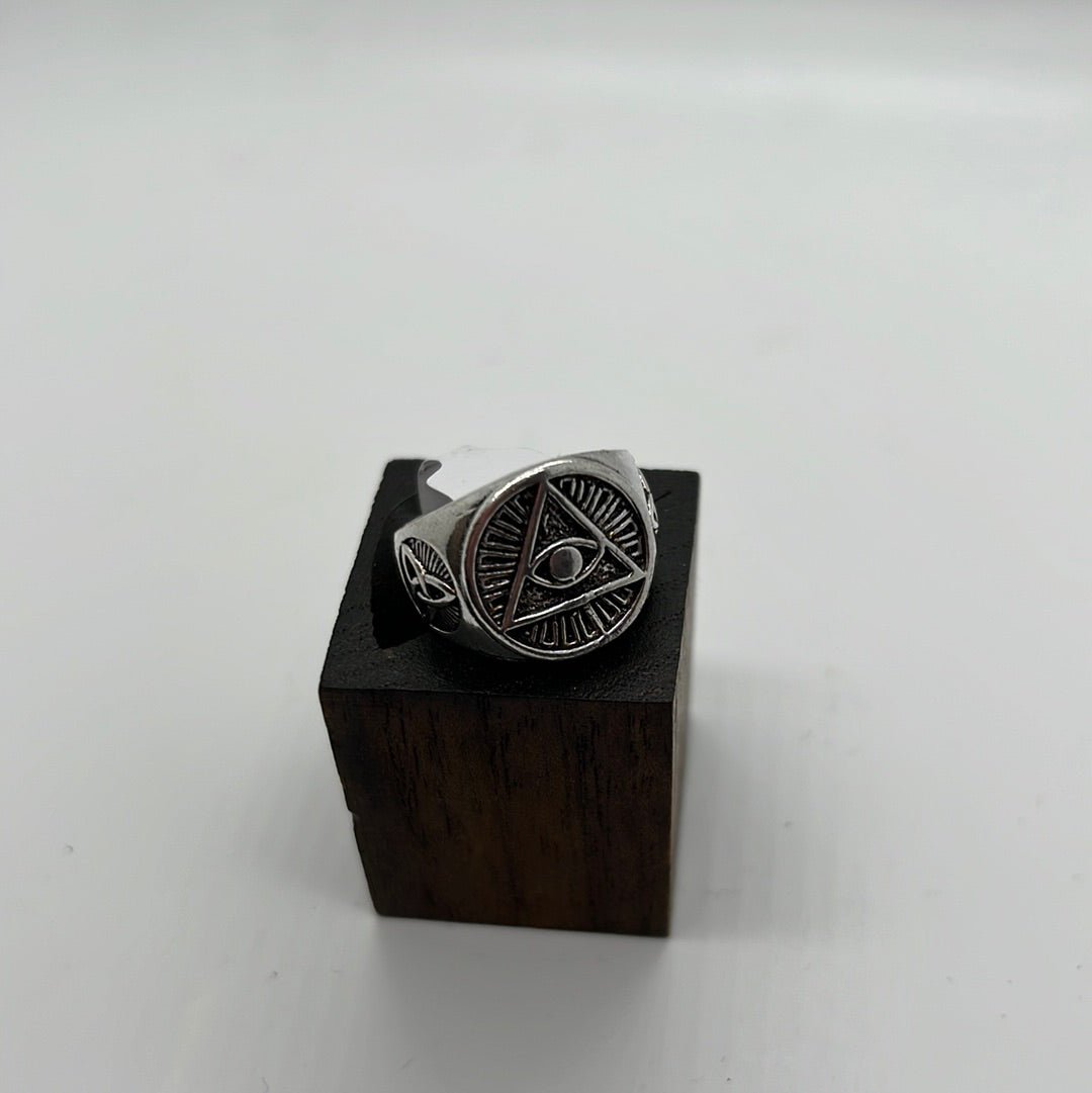 The illuminati ring - Violet Elizabeth - Jewellery