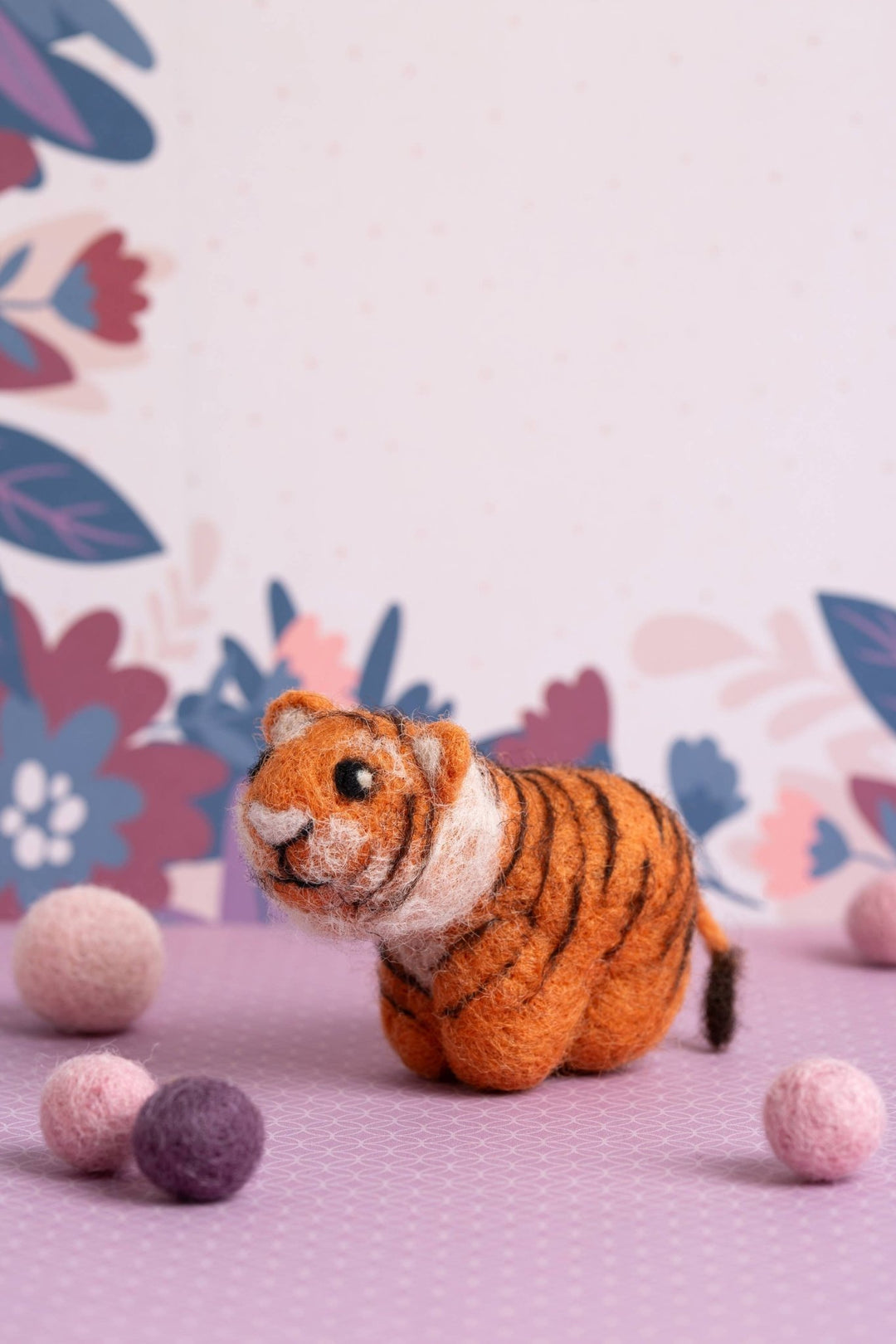 Tiger Mini Needle Felting Kit | Complete Craft Kit - Violet Elizabeth - Haberdashery