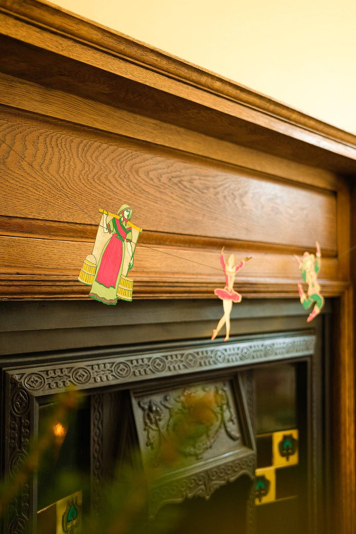 UK/EU: 12 Days of Christmas Sewn Garland - Violet Elizabeth - Christmas Decorations