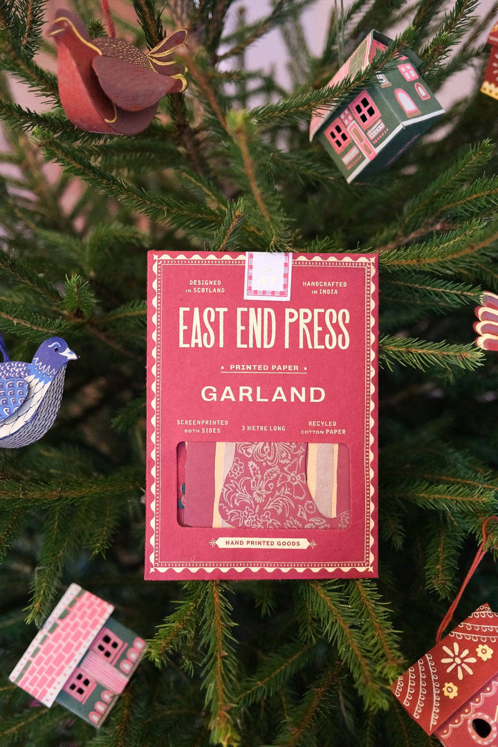 UK/EU: Christmas Sewn Garland - Violet Elizabeth - Christmas Decorations