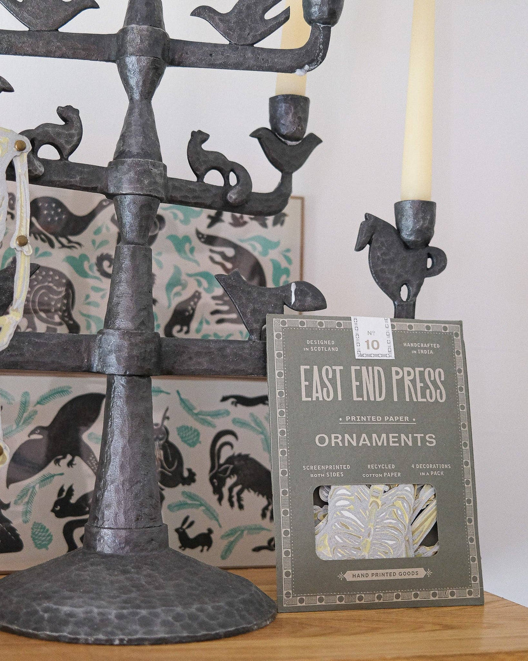 UK/EU: Dancing Skeletons Paper Ornaments - Violet Elizabeth -