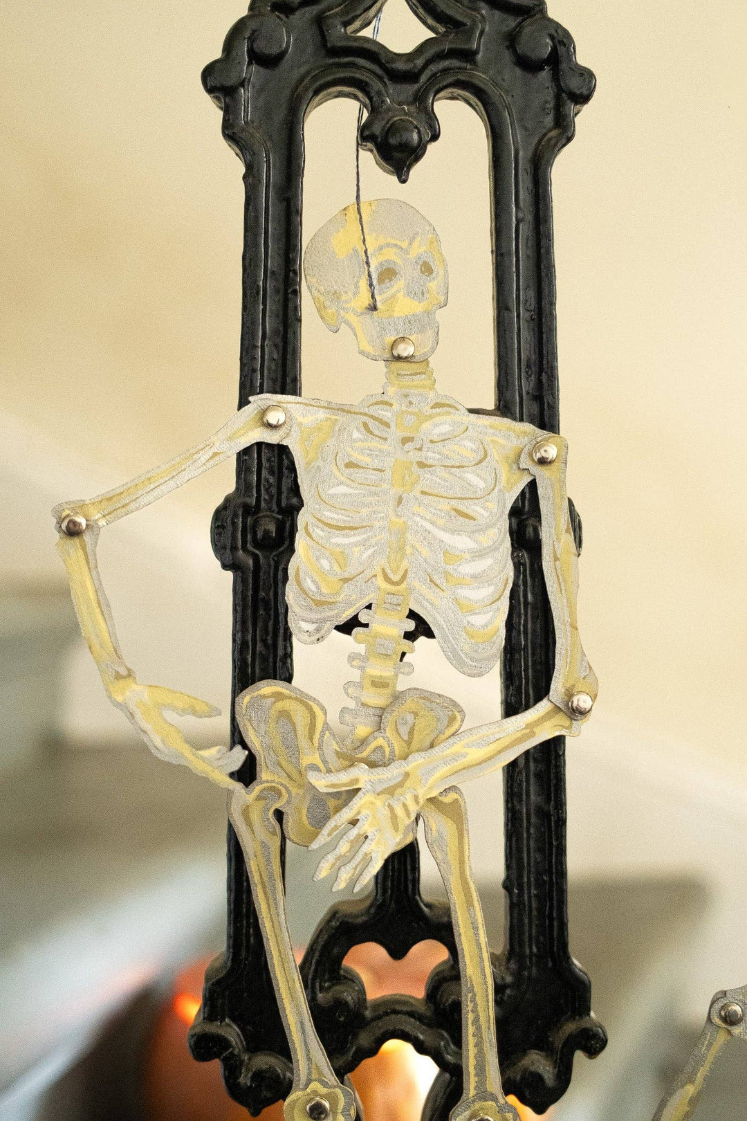 UK/EU: Dancing Skeletons Paper Ornaments - Violet Elizabeth -