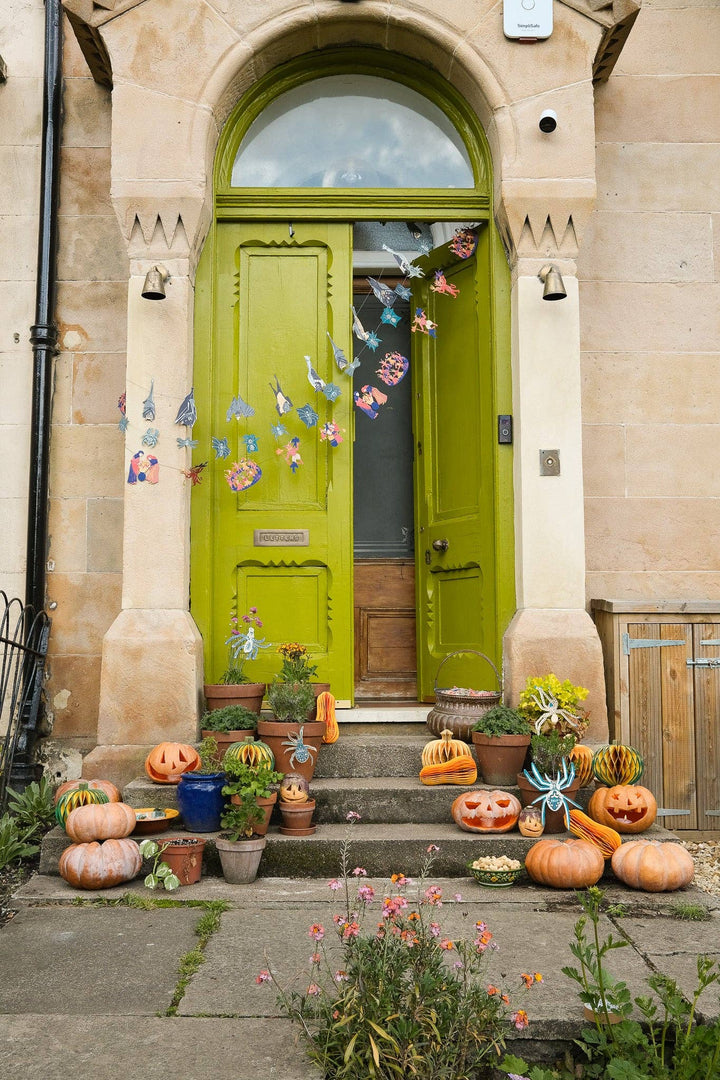 UK/EU: Medieval Sewn Garland - Violet Elizabeth -