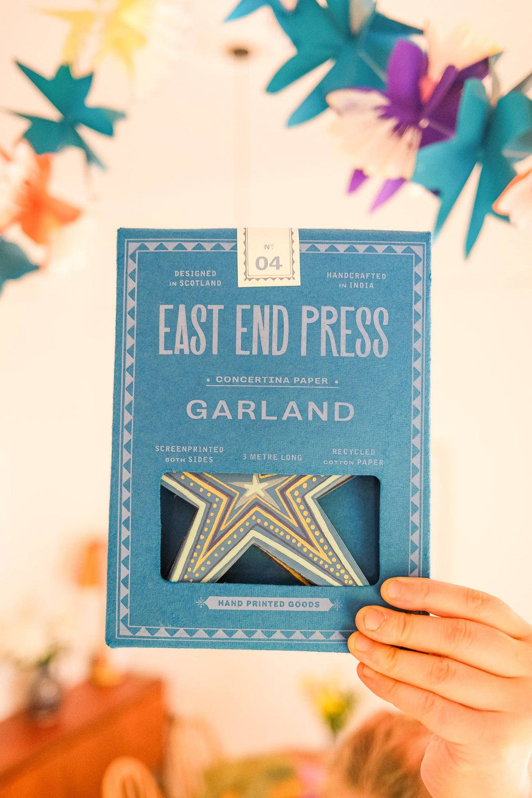 UK/EU: Stars Concertina Garland - Violet Elizabeth -