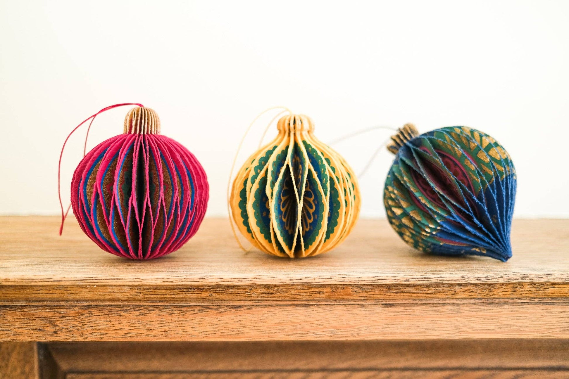 Yellow Bauble Honeycomb - Violet Elizabeth - 