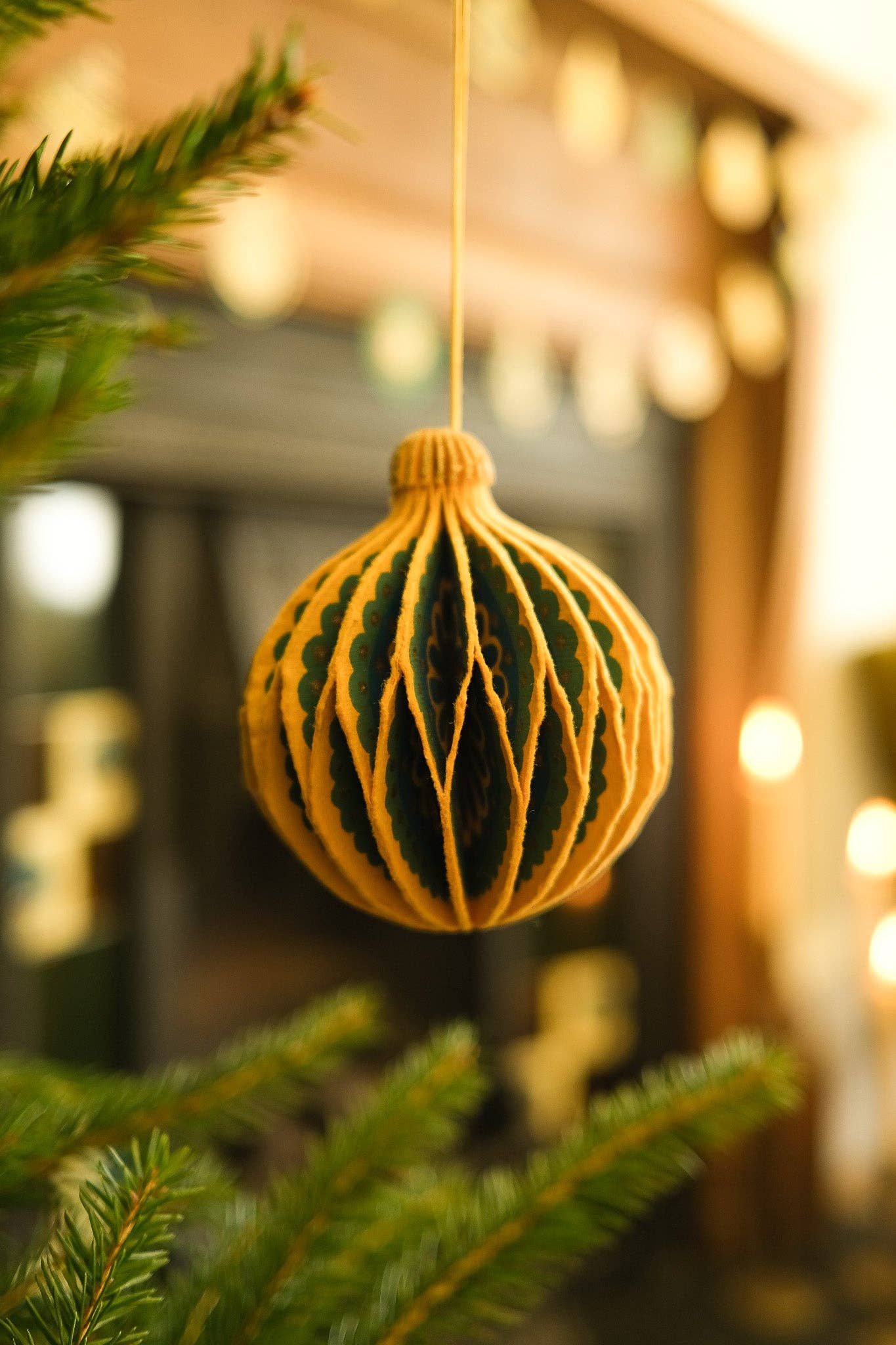 Yellow Bauble Honeycomb - Violet Elizabeth - 