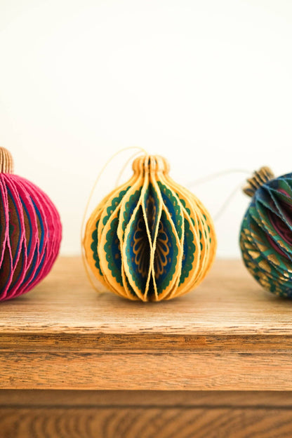 Yellow Bauble Honeycomb - Violet Elizabeth - 