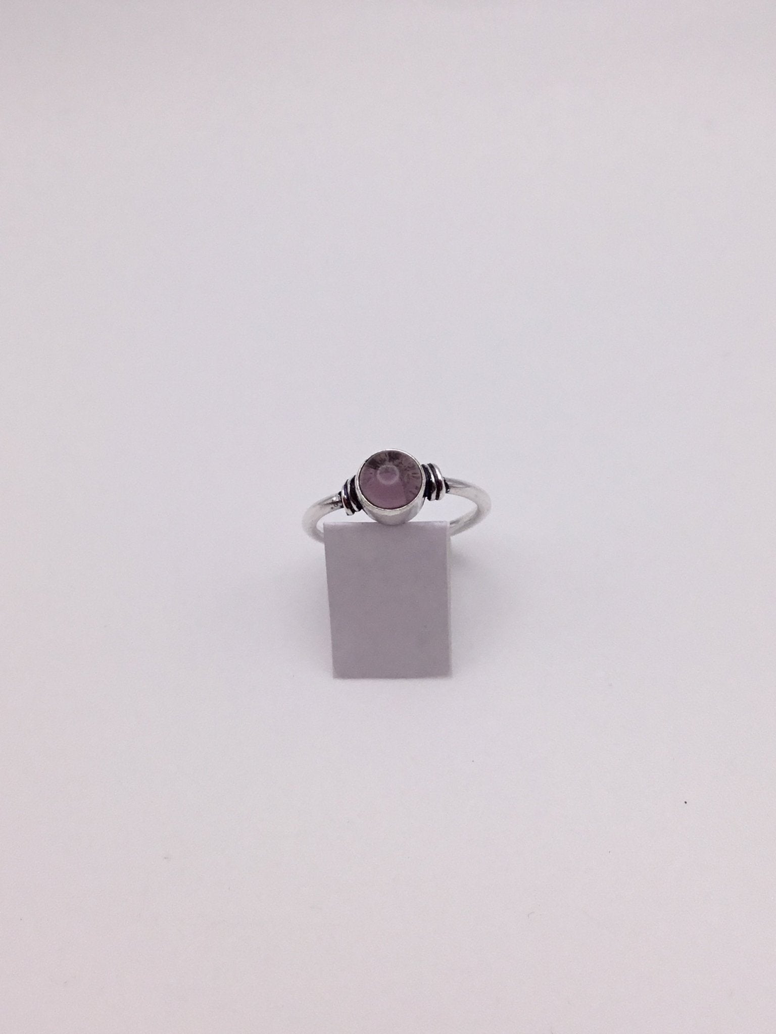 Captivating Stone Ring - Violet Elizabeth - Jewellery