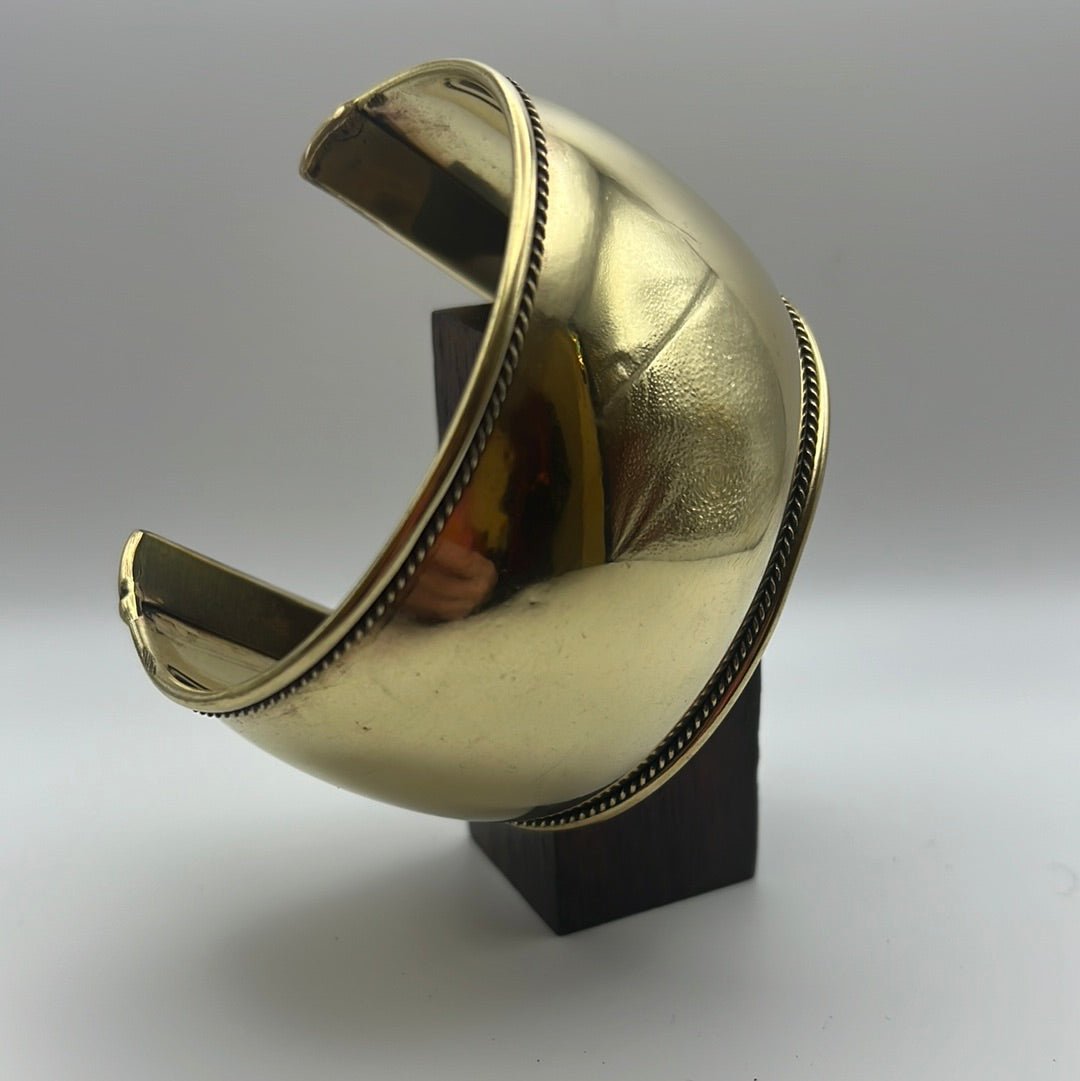 Chunky cuff - Violet Elizabeth - Jewellery