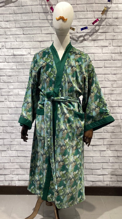 Forest green velvet robe - Violet Elizabeth - Clothing