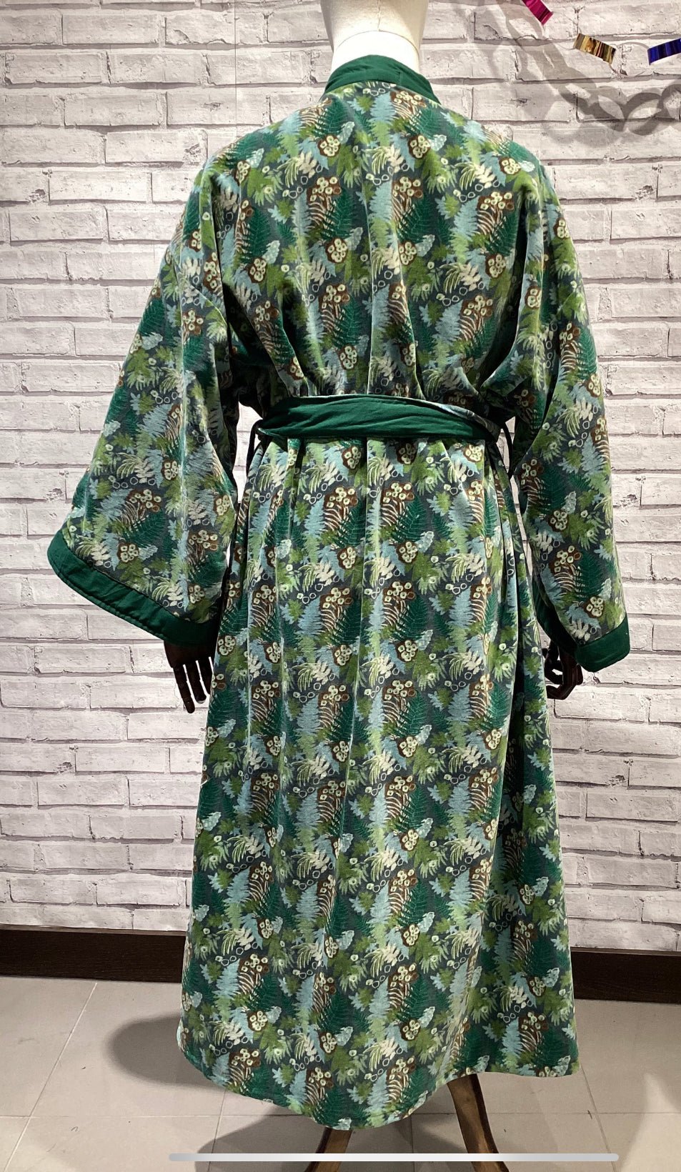 Forest green velvet robe - Violet Elizabeth - Clothing