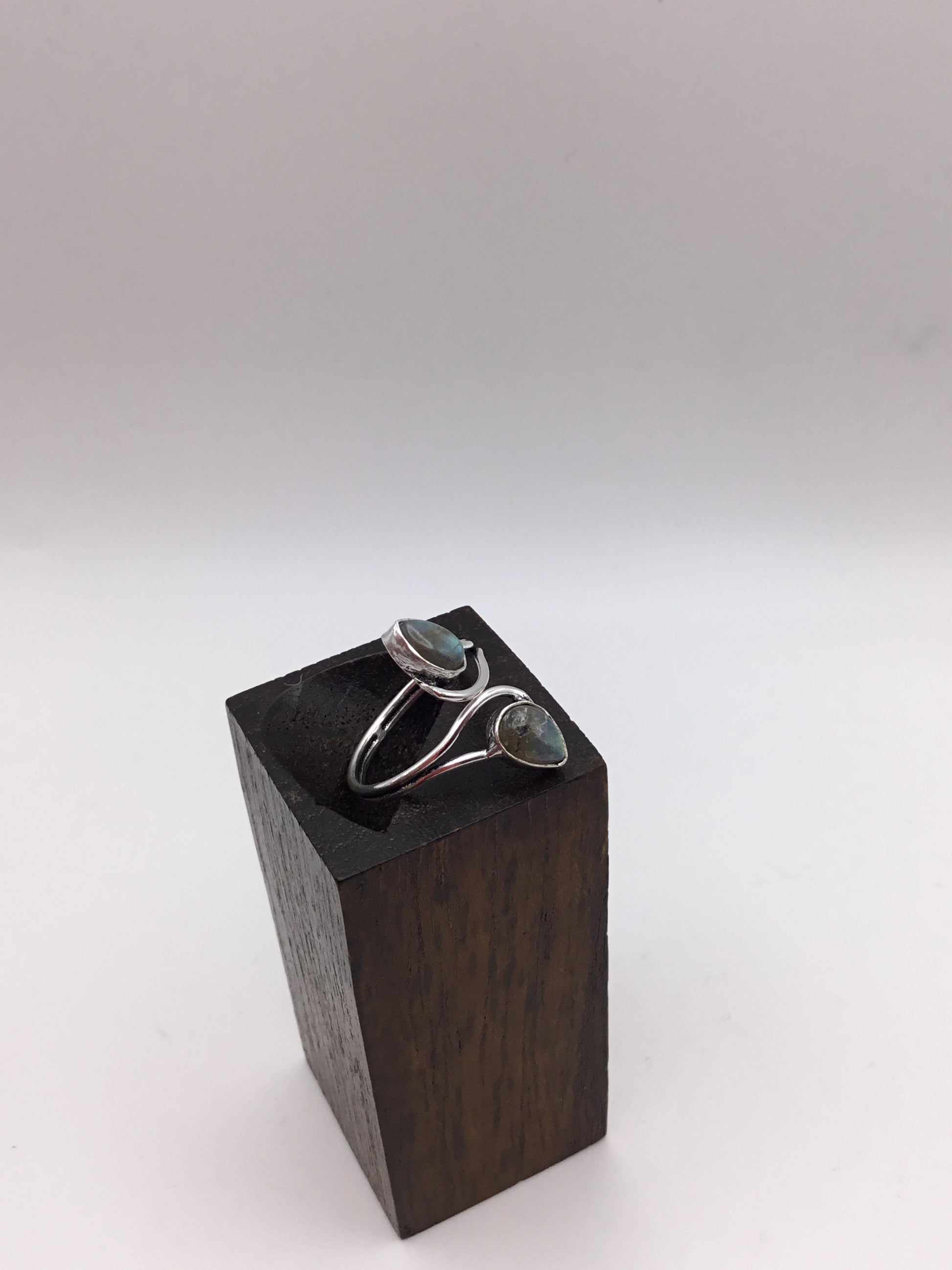 Double Kisses Ring - Violet Elizabeth