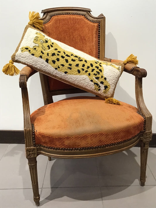 Spotted Cheetah Pom Pom - Violet Elizabeth