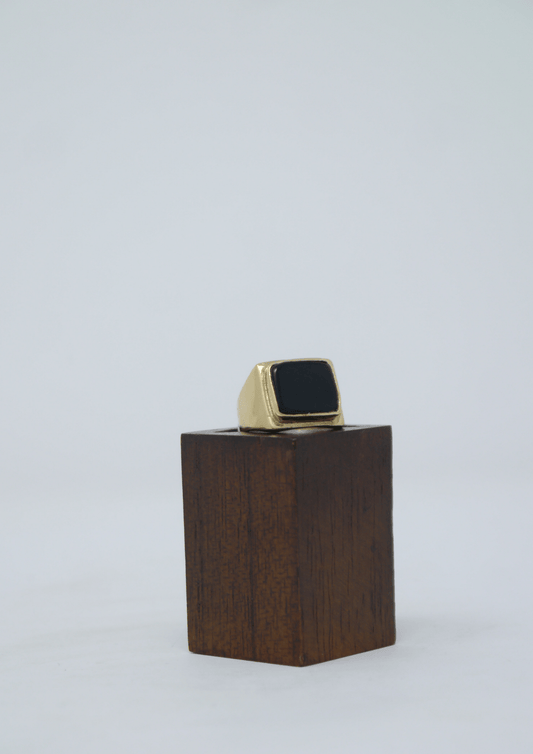 Pitch signet - Violet Elizabeth - Jewellery